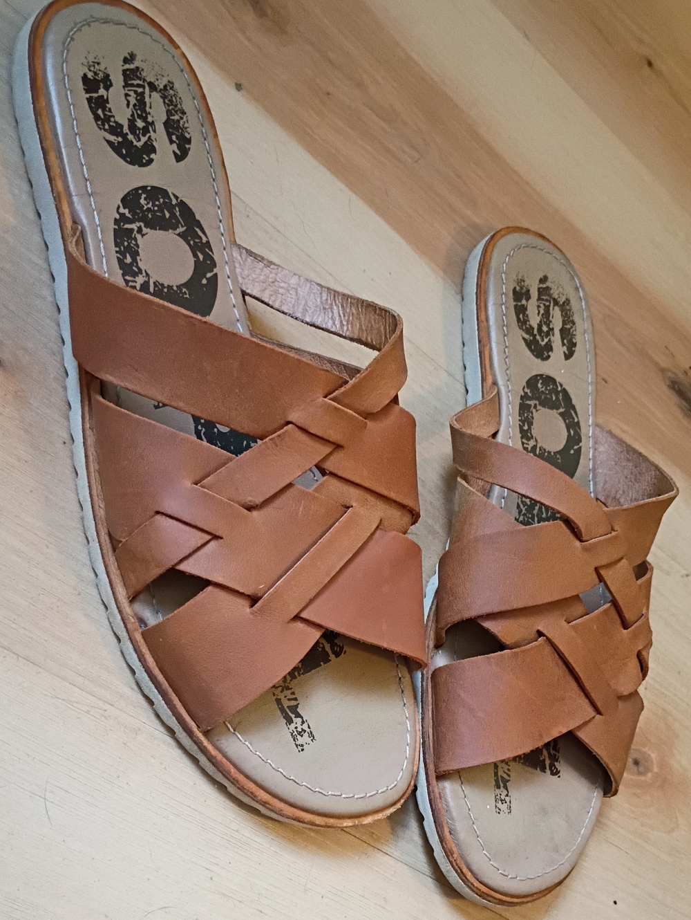 Sorel Leather Woven Front Flat Slide Sandal